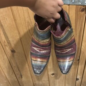 No smells no stains no rips